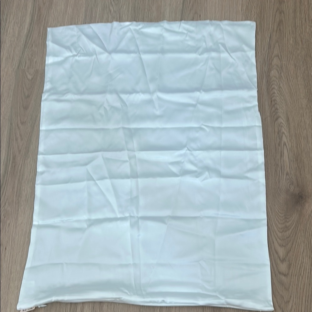 Kitsch White Satin Pillowcase